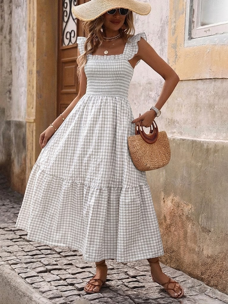 Robe longue rétro à carreaux smockée avec poches