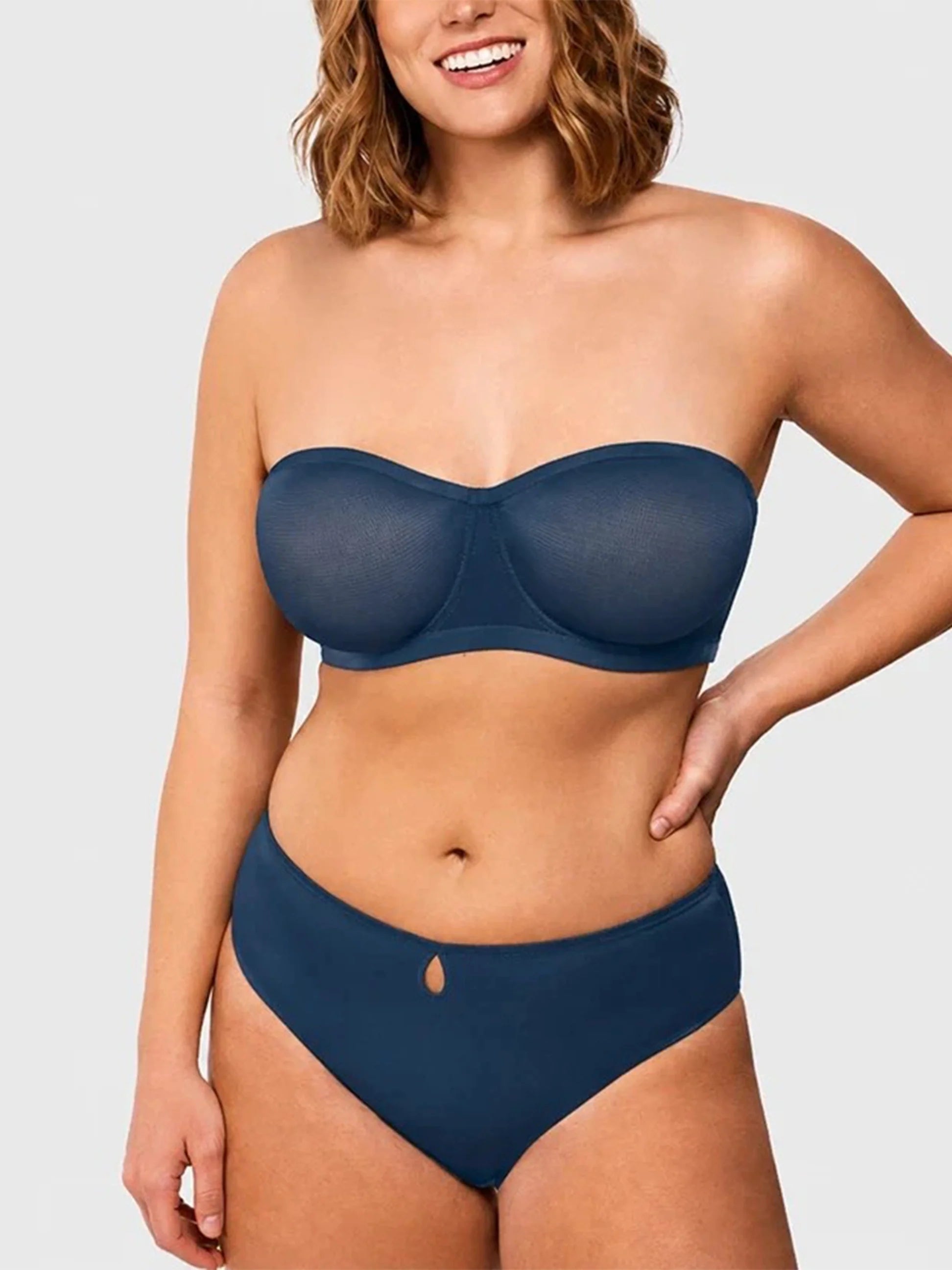 Soutien-gorge balconnet bandeau à armatures en tulle transparent