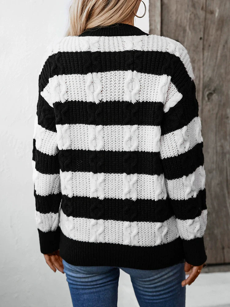 Pull rayé torsadé col rond coupe ample