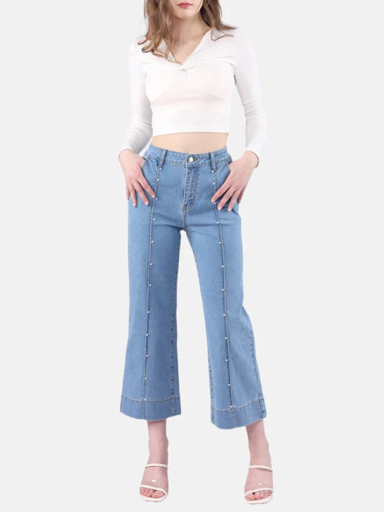 Jean court taille haute jambe droite femme
