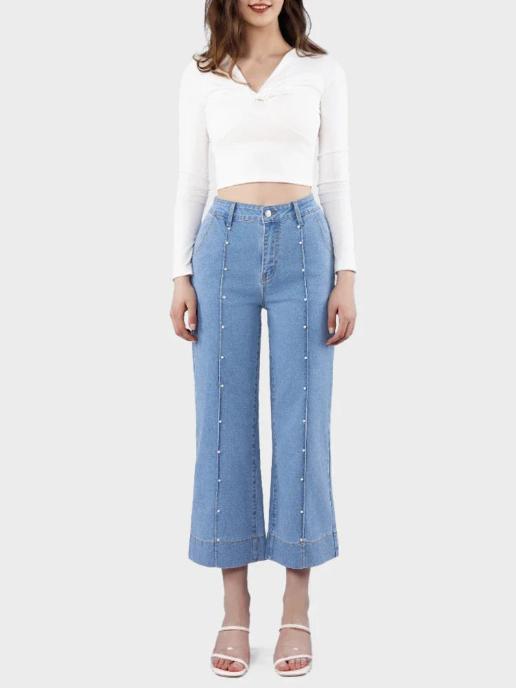 Jean court taille haute jambe droite femme