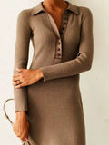 Robe moulante à col et fente