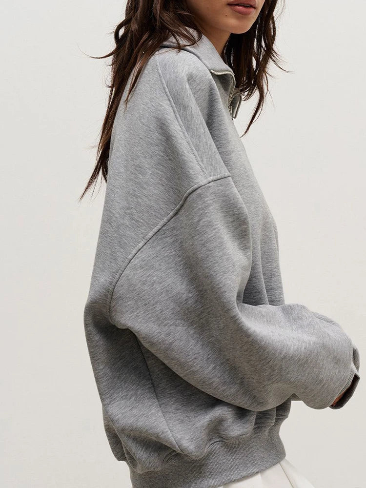 Sweat oversize zippé à col tendance