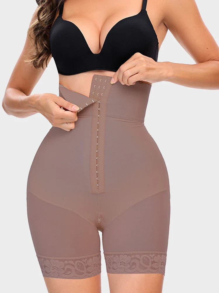 Short gainant taille haute effet push-up – Gaine de compression
