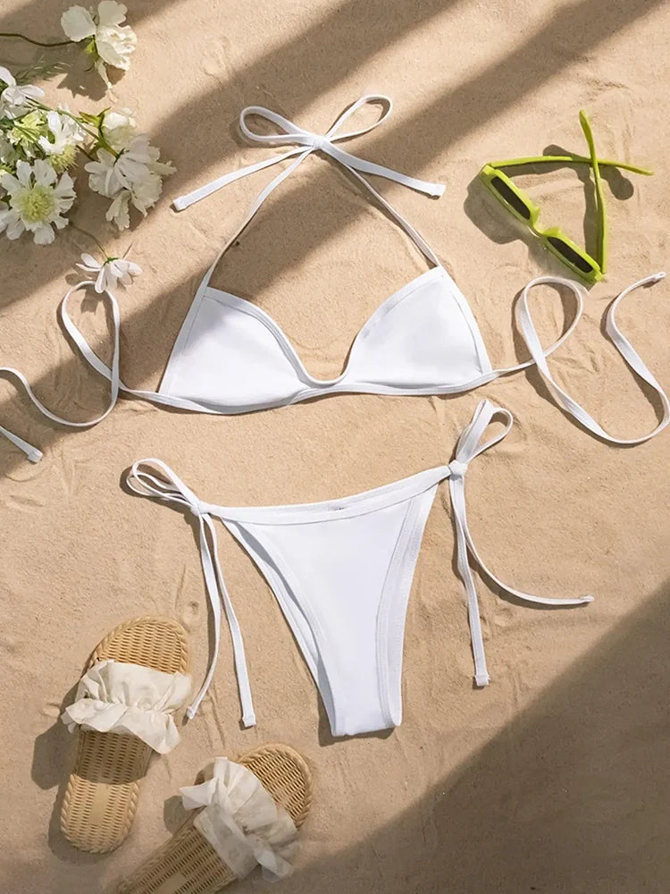 Bikini 2 pièces femme dos nu à nouer, échancré et uni