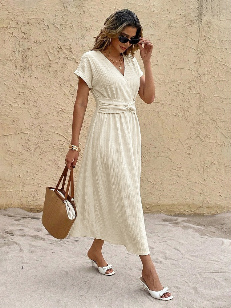 Robe longue col V manches courtes