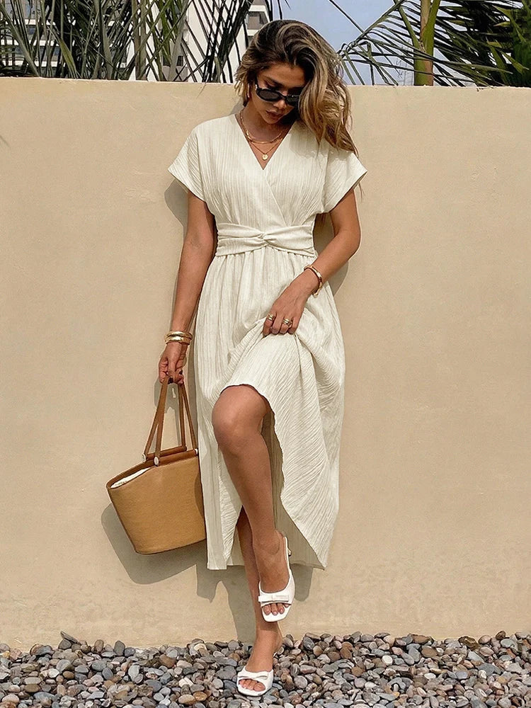 Robe longue col V manches courtes