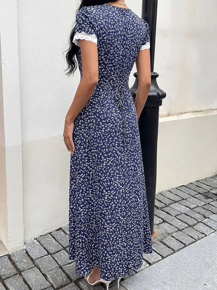 Robe longue fleurie d'inspiration vintage