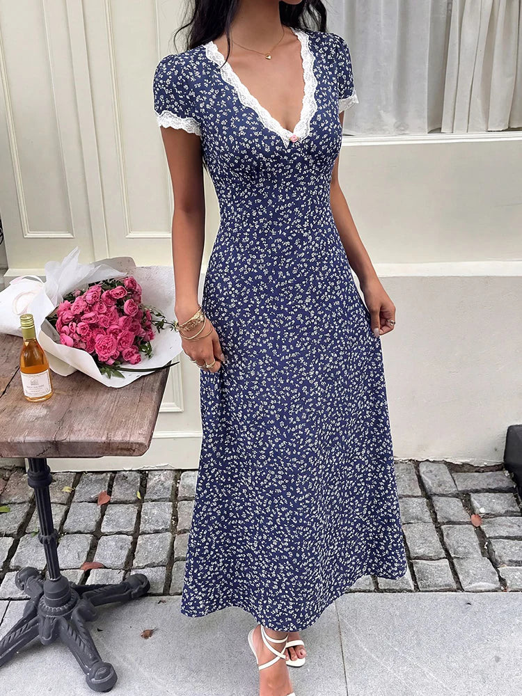 Robe longue fleurie d'inspiration vintage