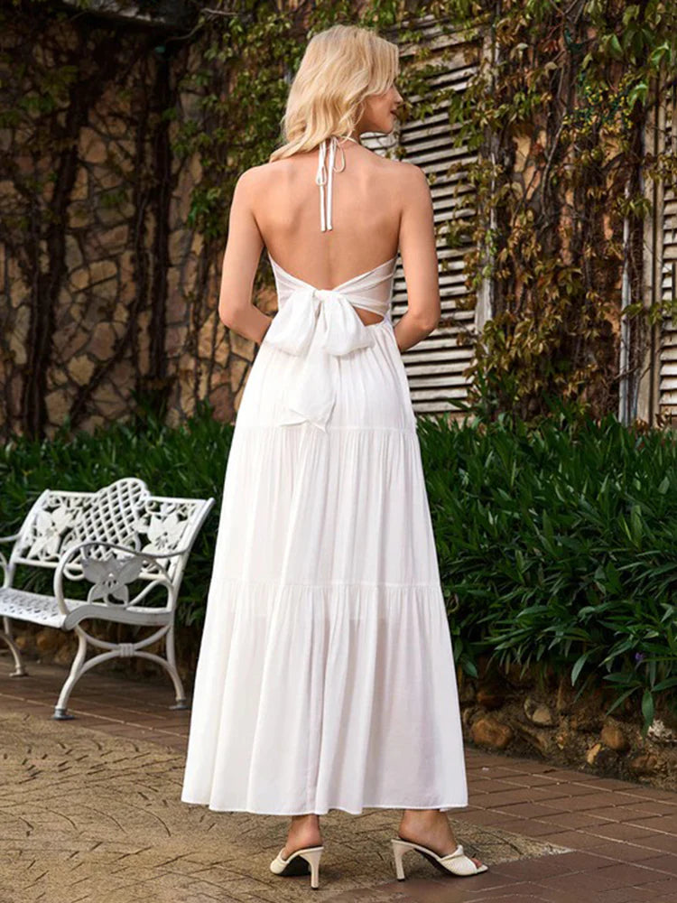 Robe longue à volants étagés et col dos-nu