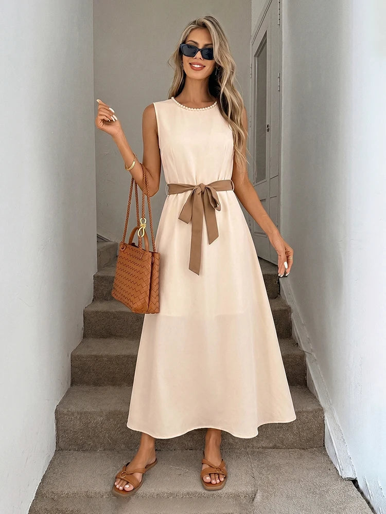 Robe midi trapèze sans manches