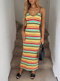 Robe longue en maille rayée dos nu