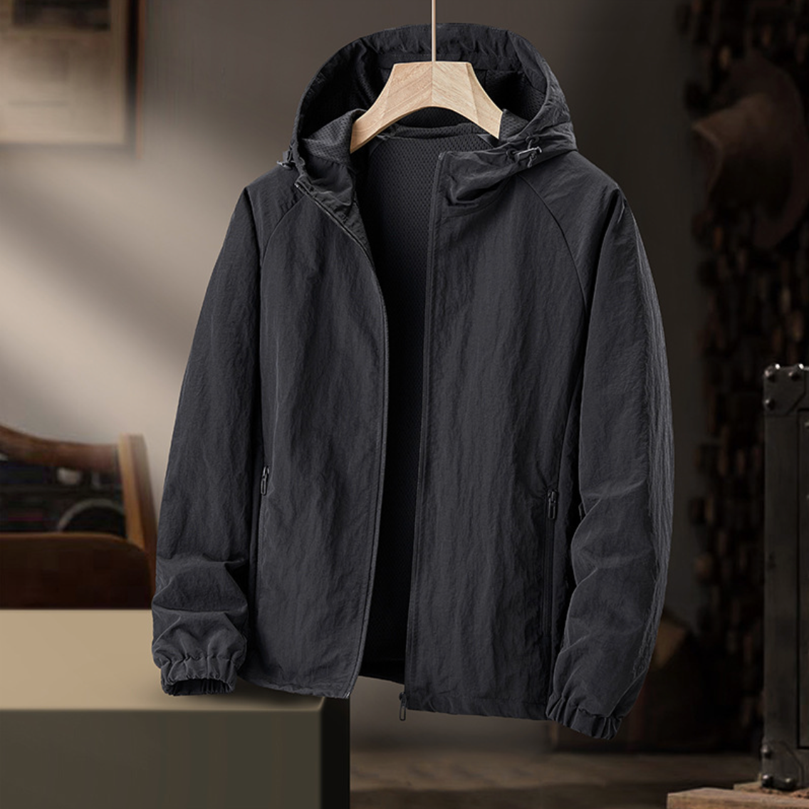 Veste à capuche en résille - Maison Flavigny