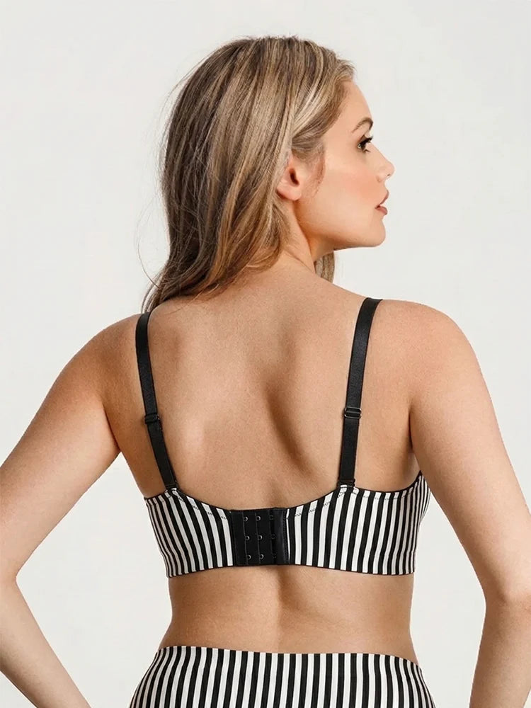 Soutien-gorge push-up sans armatures à laçage ajustable