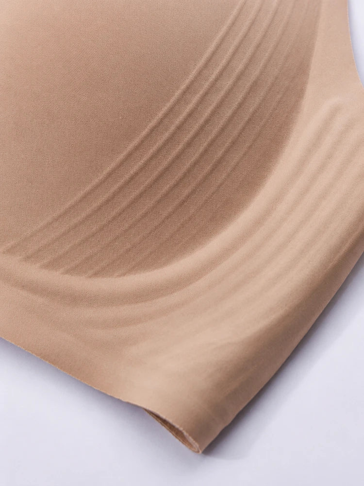 Soutien-gorge grande taille sans coutures ni armatures, couvrance intégrale