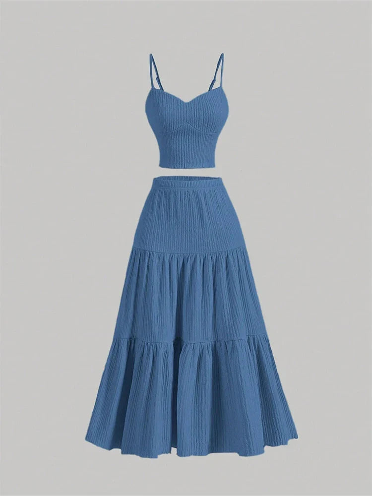 Ensemble 2 pièces top sans manches et jupe longue plissée